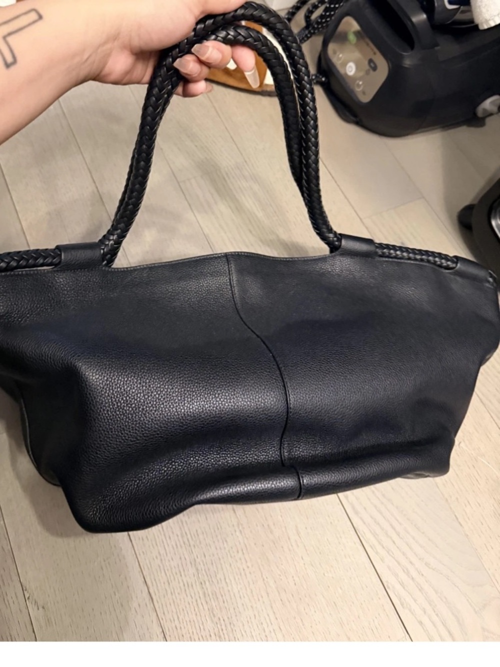 The Row Market Tote in pristine condition has been authenticated